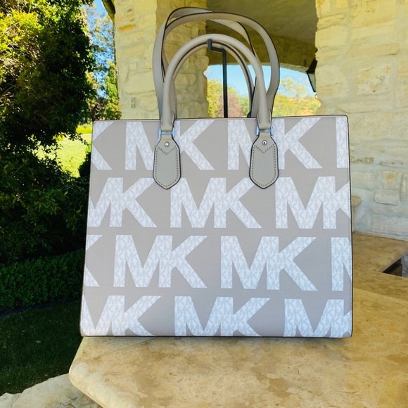 Michael Kors Large Everly  Tote&wallet set signature BNWT White grey - Picture 11 of 16